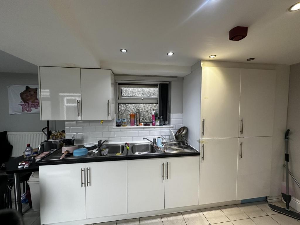 House in Cardiff - View 2