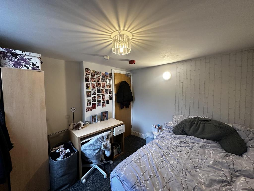 House in Cardiff - More