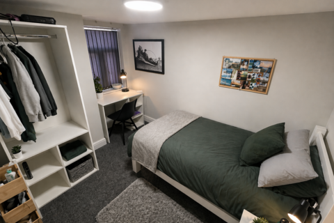 1 bedroom in a house share to rent, Rhymney Street, Cardiff CF24