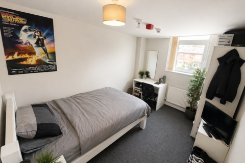 1 bedroom in a house share to rent, Merthyr Street, Cardiff CF24