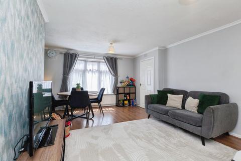 3 bedroom terraced house for sale, Scotswood Crescent, Leicester, Leicestershire, LE2