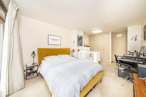 1 bedroom flat for sale, Barbican, London EC2Y