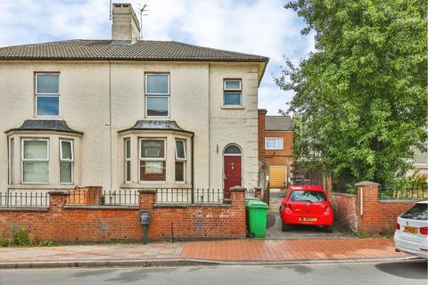 5 bedroom semi-detached house for sale, Bentinck Road, Nottingham, NG7