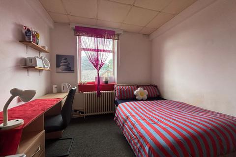 1 bedroom flat for sale, Montgomery House, Demense Road, Manchester M16