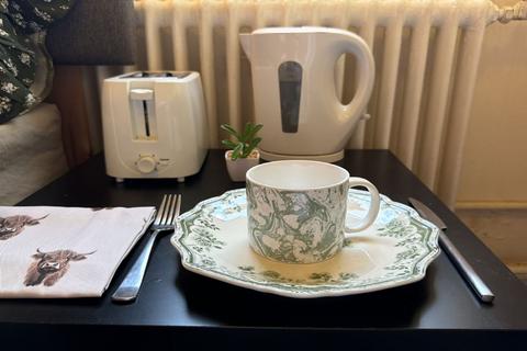 1 bedroom flat for sale, Montgomery House, Demense Road, Manchester M16