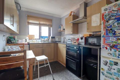 2 bedroom apartment for sale, Clacton on Sea CO15
