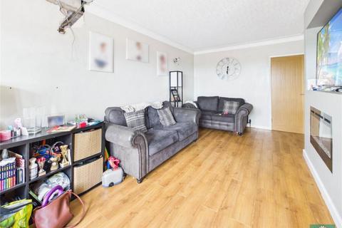 5 bedroom semi-detached house for sale, New Royd Avenue, Lees, Oldham, Greater Manchester, OL4 3PH