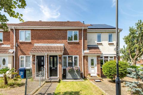 2 bedroom terraced house for sale, Grosvenor Way, Newcastle Upon Tyne, NE5