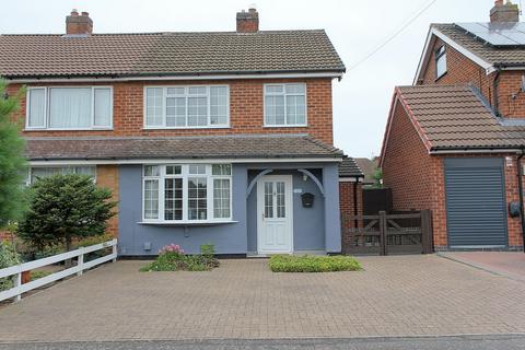 3 bedroom semi-detached house for sale, Horndean Avenue, Wigston, LE18