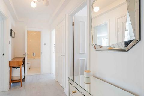 3 bedroom flat for sale, Craven Hill Gardens, London, W2