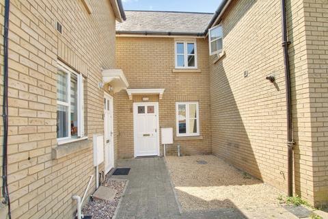 2 bedroom end of terrace house for sale, Palmer Close, Ramsey