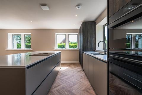 2 bedroom apartment for sale, Apartment 3 Vicarage Gardens, Vicarage Lane, Dore, Sheffield