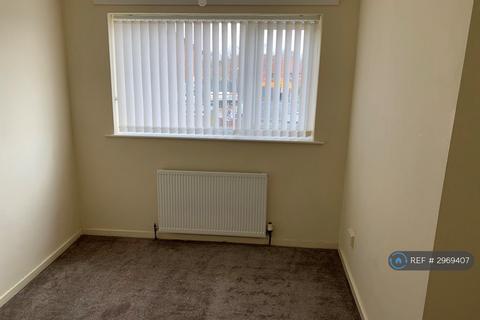 3 bedroom terraced house to rent, Peveril Walk, Macclesfield, SK11