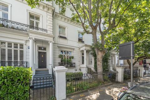 3 bedroom flat for sale, Thurloe Street, South Kensington, London, SW7