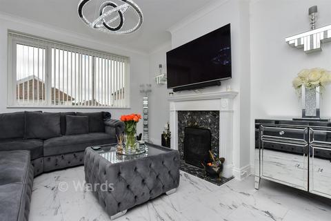 4 bedroom semi-detached house for sale, Oakdene Road, Ramsgate, Kent