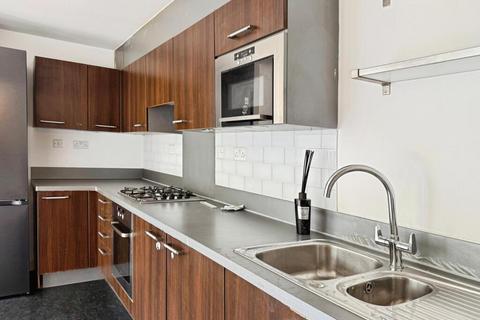2 bedroom flat for sale, Cannock Court, 3 Hawker Place, Walthamstow, London, E17 4GD