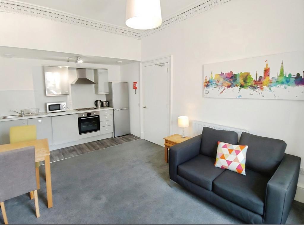 Apartment in Edinburgh, Mayfield, Newington - View 2