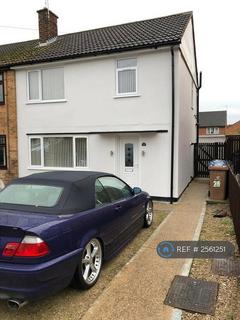 3 bedroom end of terrace house to rent, Bendall Green, Derby, DE23