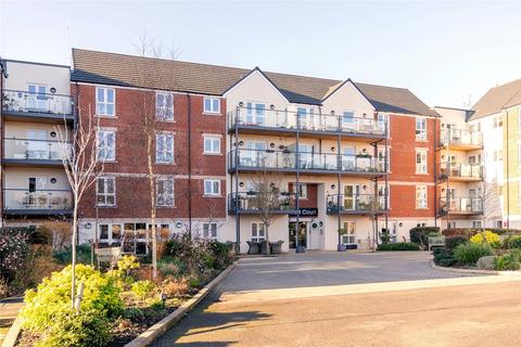 2 bedroom bungalow for sale, Apartment 10 Albert Court, Henley-On-Thames