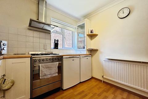 1 bedroom apartment for sale, Savill Way, Marlow