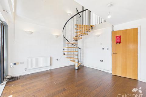 2 bedroom apartment to rent, Amber Court, High Street, Romford