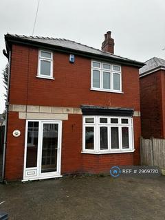 3 bedroom detached house to rent, Brendan Avenue, De55 4Jd, DE55