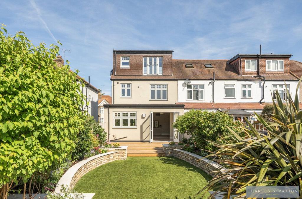 Detached house exterior, garden