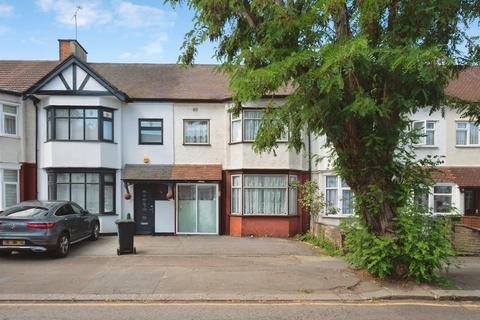 3 bedroom terraced house for sale, Roll Gardens, Ilford, IG2