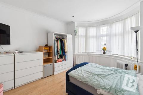 undefined, Ayr Way, Rise Park, RM1