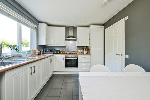 3 bedroom semi-detached house for sale, Sunderlands Avenue, Sawston, Cambridge, Cambridgeshire, CB22