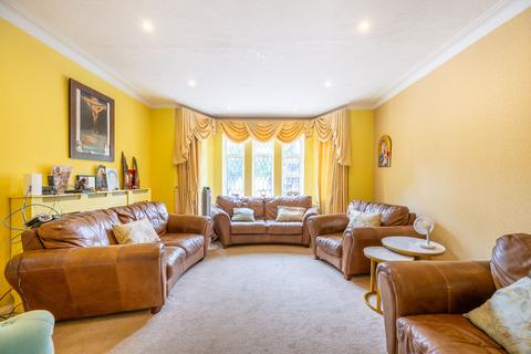 4 bedroom detached house for sale, Salmon Street, Kingsbury, London, NW9