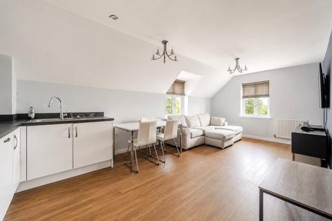 Mackintosh Street, Bromley