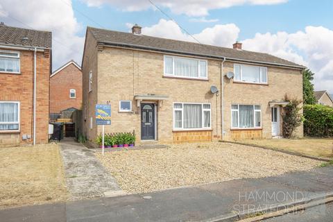 2 bedroom semi-detached house for sale, Halford Close, Attleborough