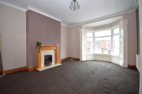 3 bedroom flat for sale, Stanhope Road, South Shields