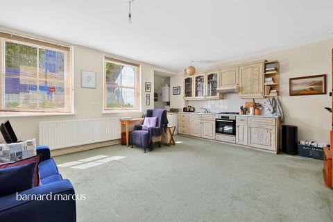 Studio for sale, Windsor Road, London