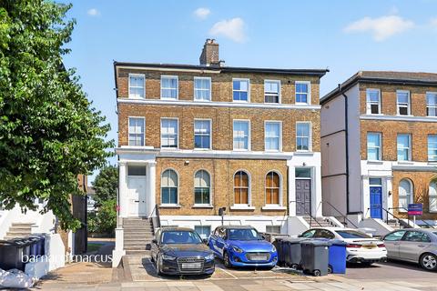 Studio for sale, Windsor Road, London