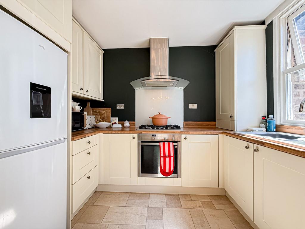 Apartment in Liverpool, Aigburth - View 2