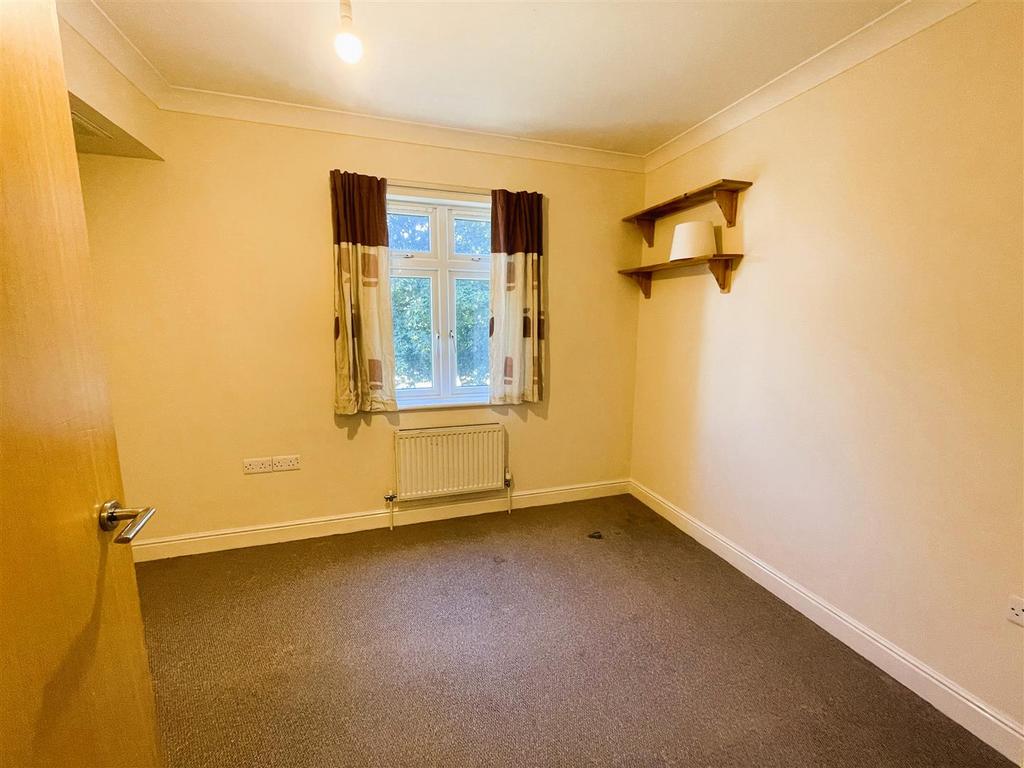Apartment in Southampton, Western Docks, Freemantle - More