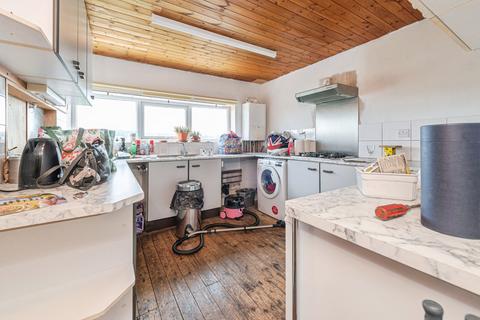3 bedroom semi-detached house for sale, Parklands Walk, Huddersfield, HD8