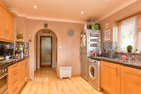 3 bedroom detached house for sale, Sherwood Avenue, Walderslade, Chatham, Kent