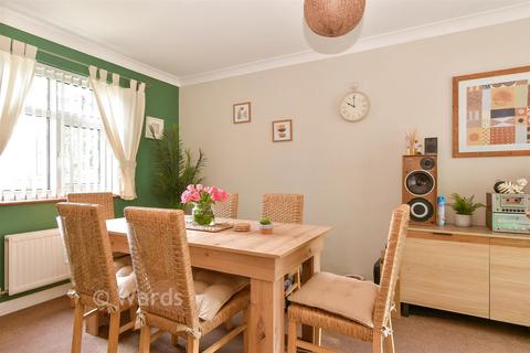3 bedroom detached house for sale, Sherwood Avenue, Walderslade, Chatham, Kent