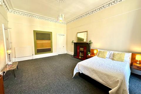 undefined, West Princes Street, Woodlands, Glasgow, G4