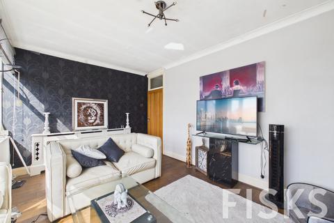 2 bedroom maisonette for sale, South View Road, Benfleet, SS7