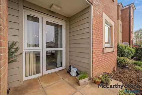 2 bedroom apartment for sale, Fussells Court, Station Road, Worle, Weston-Super-Mare, Somerset, BS22 6AF