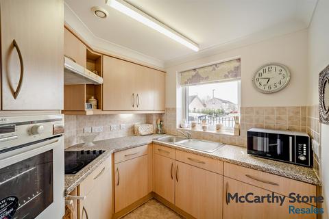 2 bedroom apartment for sale, Fussells Court, Station Road, Worle, Weston-Super-Mare, Somerset, BS22 6AF