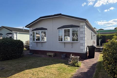 2 bedroom park home for sale, Albrighton Wolverhampton