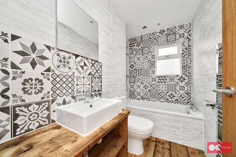 undefined, Seymour Road, London E10