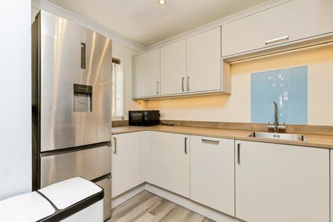 2 bedroom flat for sale, Updown Hill, Haywards Heath