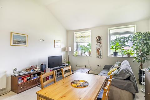 2 bedroom apartment for sale, Amy Johnson Way, York