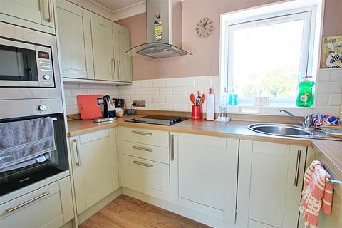 undefined, Saddlers Walk, Kings Langley